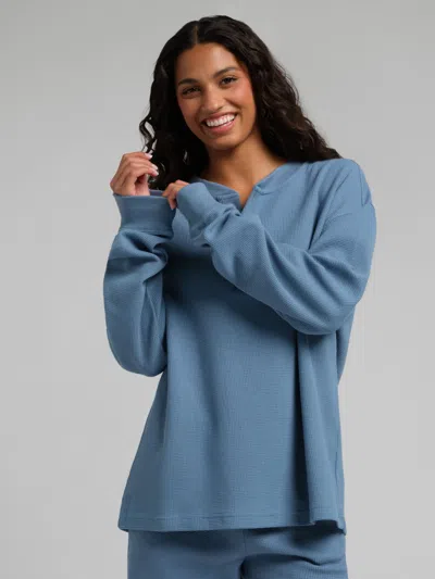 Comfrt Waffle Lounge Henley Long Sleeve In Blue