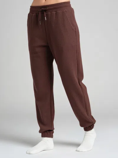 Comfrt Waffle Lounge Jogger In Brown
