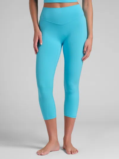 Comfrt Women's  Core™ 2.0 High-waist Capri 21" In Blue