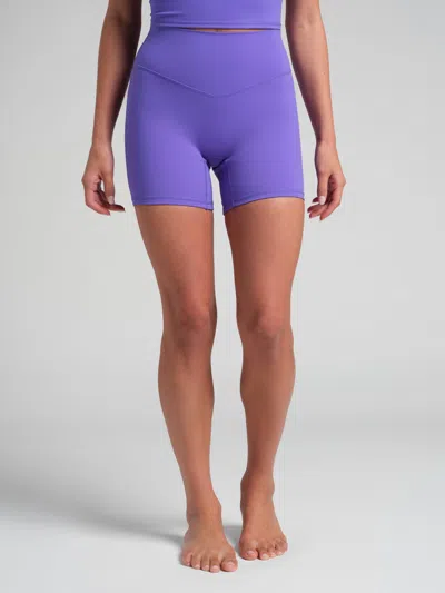 Comfrt Women's  Core™ 2.0 V-yoke Biker Short 5" In Purple