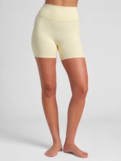 Comfrt Women's  Core™ 5" Biker Shorts In Yellow