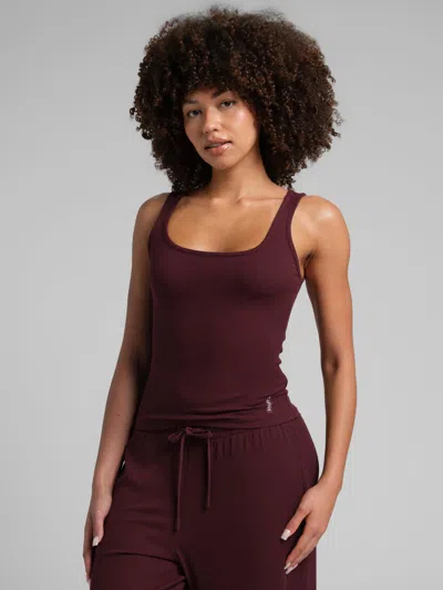 Comfrt Women's  Rib Contour Waist Length Tank In Brown