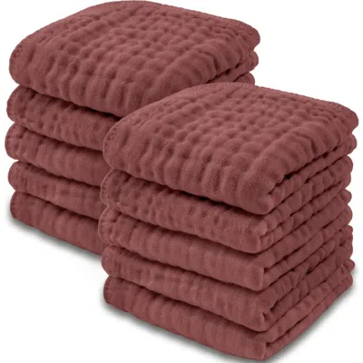 Comfy Cubs Muslin Washcloths In Wine