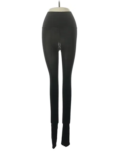Pre-owned Commando Active Pants In Black