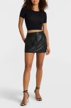 Commando Ballet Body Short Sleeve Crop T-shirt In Black