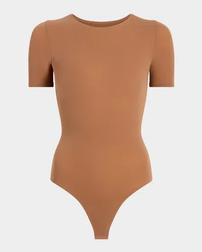 COMMANDO BALLET SHORT-SLEEVE MICROFIBER THONG BODYSUIT
