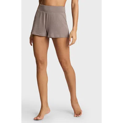 Commando Better Than Basic Relaxed Rib Shorts In Brown