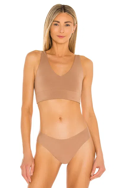 Commando Butter Comfy Bralette In Toffee