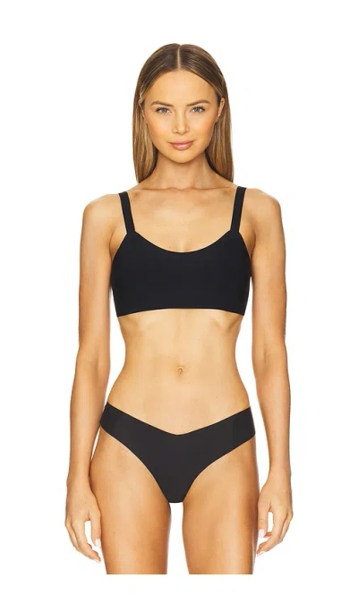 Commando Butter Soft Support Adjustable Bralette In Black