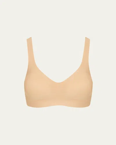 Commando Butter Soft Support Bralette In Beige