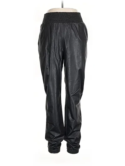 Pre-owned Commando Casual Pants In Black