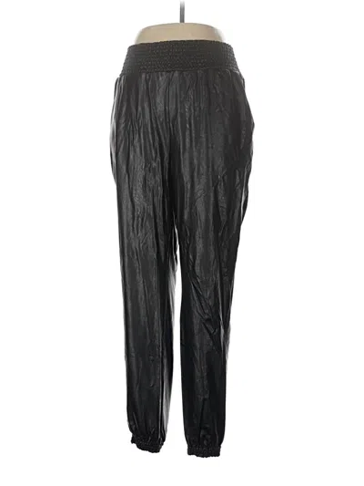 Pre-owned Commando Casual Pants In Black