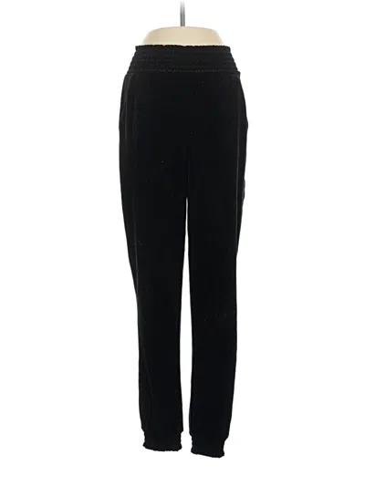 Pre-owned Commando Casual Pants In Black