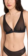 Commando Chic Mesh Plunge Underwire Bra Black In Black