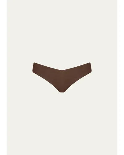 Commando Classic Solid Thong In Mocha