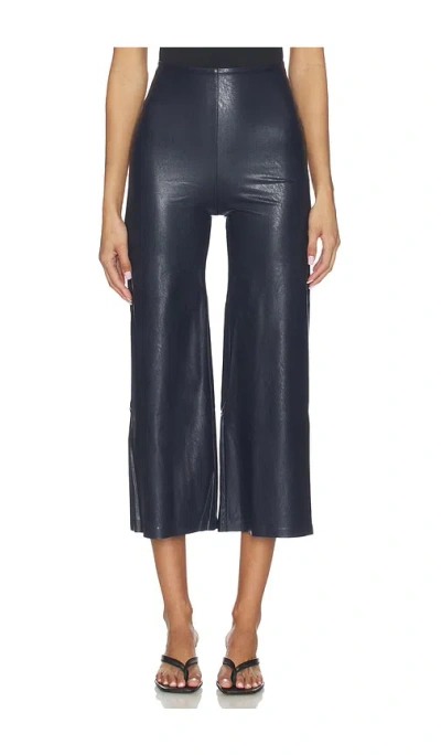 Commando Faux Leather Cropped Pant In Blue