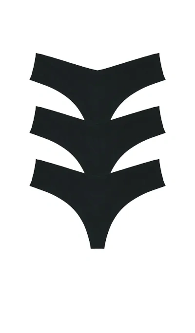 Commando Invisible Rib Thong 3-pack In Black