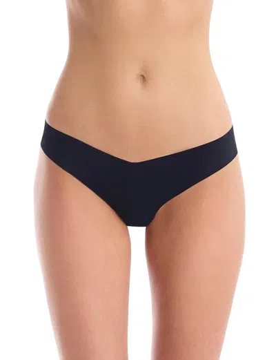 Commando Low Rise Thong Panty In Black