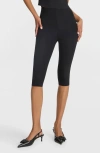 Commando Neoprene Capri Leggings In Black