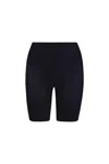 Commando Zone Smoothing Short In Black In Black