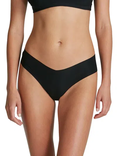 Commando Women's Invisible Rib Seamless Thong In Black