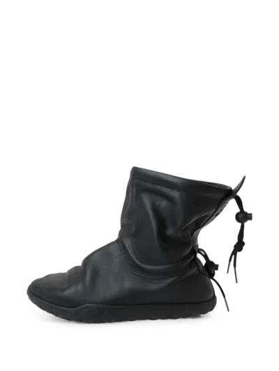 Comme Des Garçons 에어 추카 모크 앵클 부츠 In Black