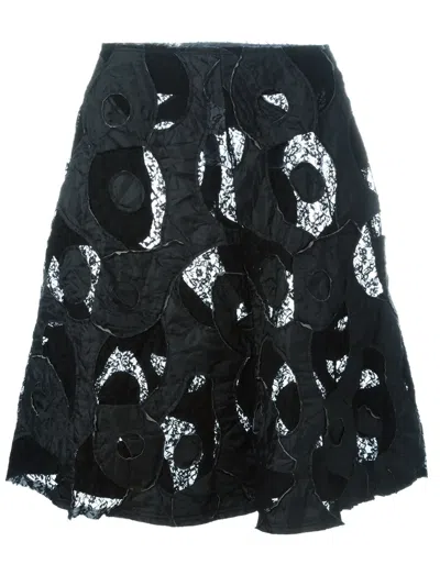 Comme Des Garçons Appliqué Detail Lace Skirt In Black