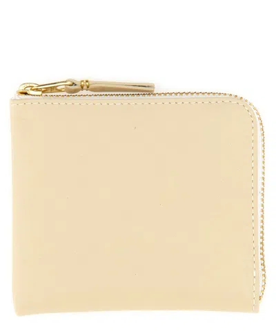 Comme Des Garçons Classic Wallet In White
