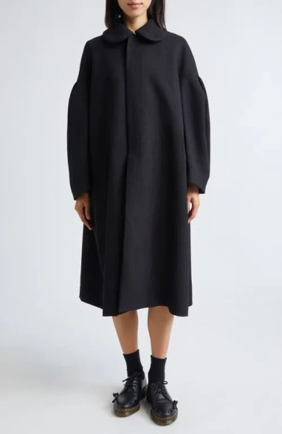 Comme Des Garçons Peter Pan Collar Oversize Crepe Overcoat In Black