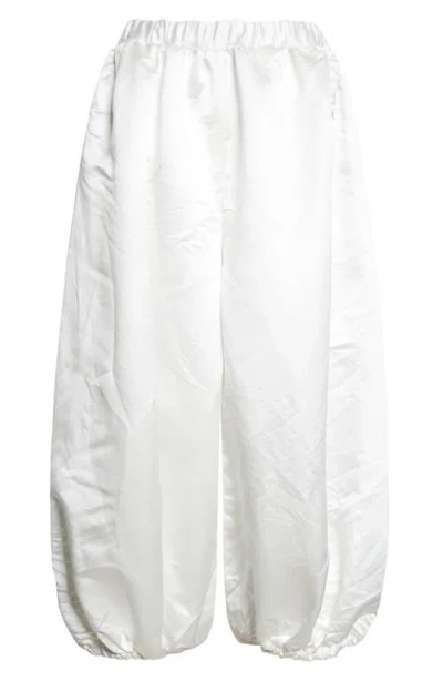 Comme Des Garçons Crop Satin Balloon Pants In White