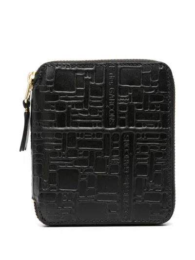 Comme Des Garçons "embossed Logotype" Wallet Accessories