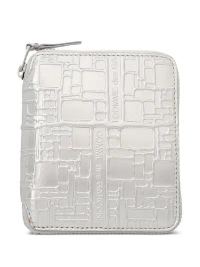 Comme Des Garçons "embossed Logotype" Wallet Accessories