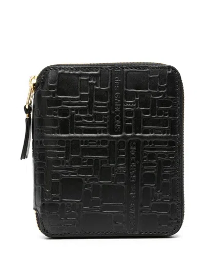 Comme Des Garçons "embossed Logotype" Wallet Accessories