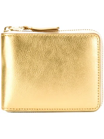 Comme Des Garçons Metallic-effect Zipped Wallet In Nude