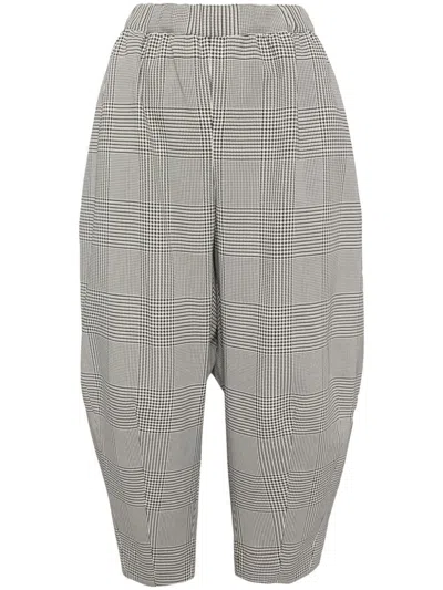 Comme Des Garçons Houndstooth Tapered Trousers In White