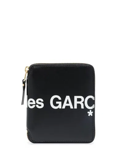 Comme Des Garçons Huge Logo Vertical Zip Around Wallet In Black