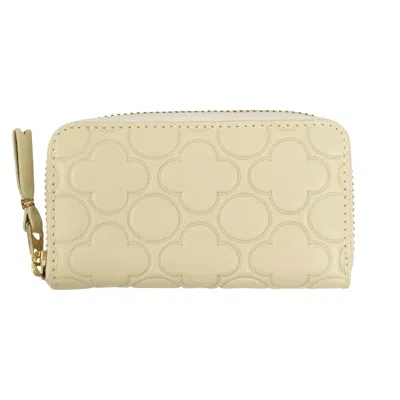 Pre-owned Comme Des Garçons Leather Clover Embossed Mini Wallet Coin Purse 'ivory' In Cream