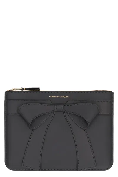 Comme Des Garçons Logo Detail Flat Leather Pouch In Black