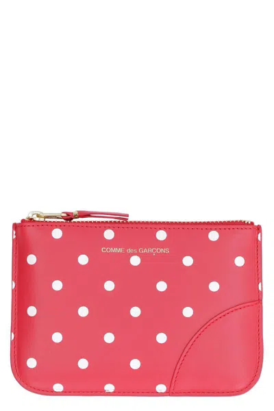 Comme Des Garçons Logo Detail Flat Leather Pouch In Red