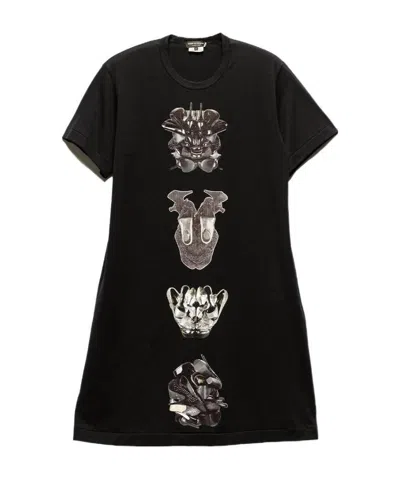 Comme Des Garçons Logo Printed T-shirt In Black