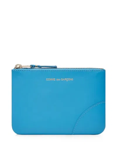 Comme Des Garçons Logo-lettering Zip-top Wallet In Blue