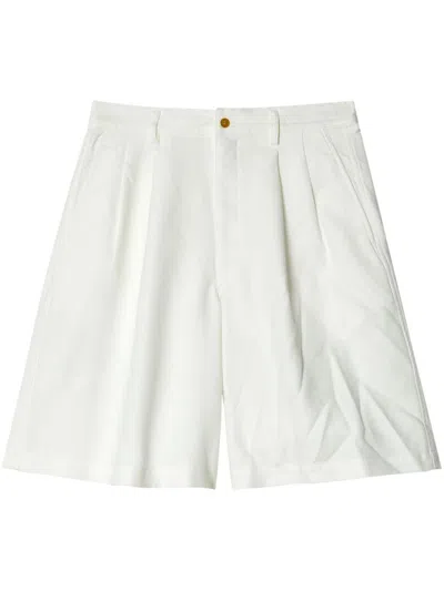 Comme Des Garçons Loose Fit Pleated Shorts In White