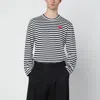 Comme Des Garçons Play Omme Des Garcons Play Single Heart Stripe T Shirt In Black