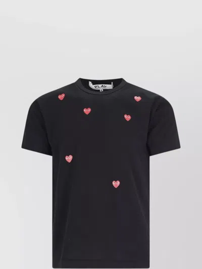 COMME DES GARÇONS PLAY HEART PRINT CREW NECK GRAPHIC TOP