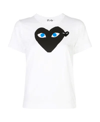 COMME DES GARÇONS PLAY HEART-SHAPED DECAL SHORT-SLEEVED T-SHIRT, ROUND COLLAR, SHORT SLEEVES, HEART-SHAPED DECALS.