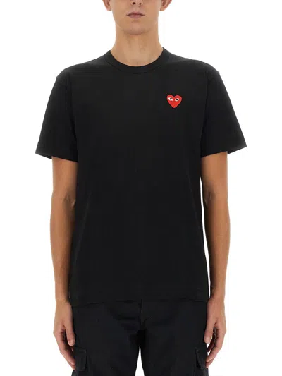 COMME DES GARÇONS PLAY COMME DES GARÇONS PLAY T-SHIRT WITH LOGO PATCH