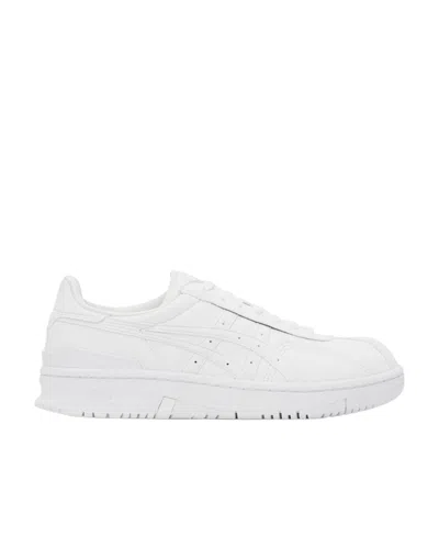 Comme Des Garçons Round-headed Low-top Casual Shoes In White