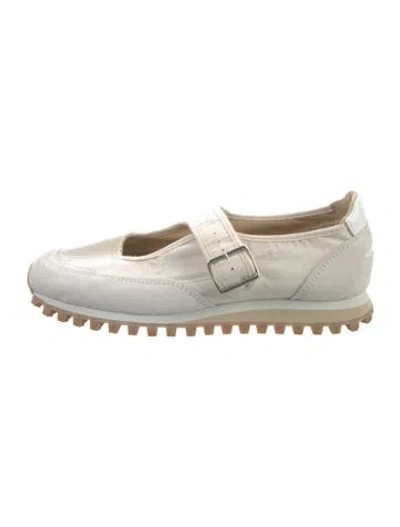 Pre-owned Comme Des Garçons Suede Sneakers In White