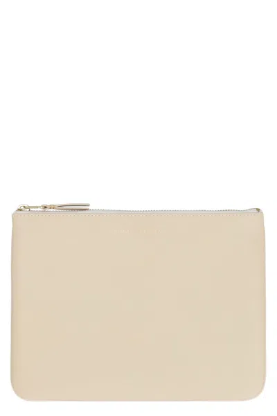 Comme Des Garçons Wallet Logo Detail Flat Leather Pouch