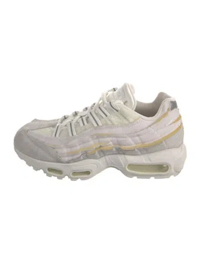 Pre-owned Comme Des Garçons X Nike Suede Athletic Sneakers In White